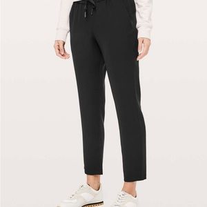 Lululemon On The Fly Pant *Woven 28"